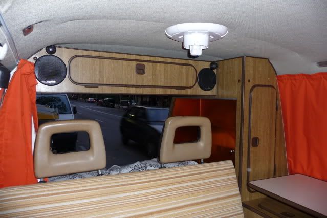 Reformar armario instalando puertas correderas [VWT3 Club Joker]