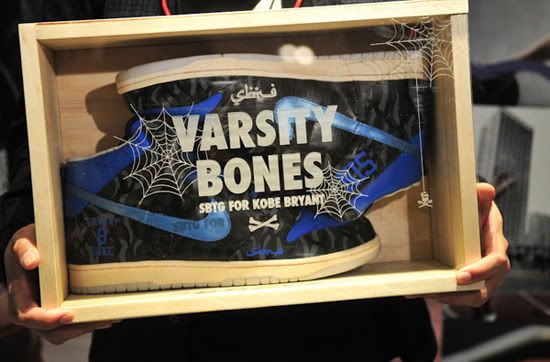 Nike Dunk High Varsity Bones