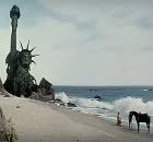 PLANET-OF-THE-APES-STATUE-OF-LIB-1.jpg