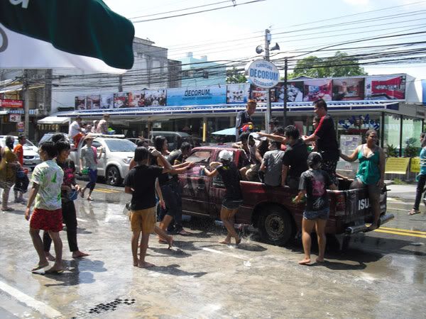 Songkran-15.jpg