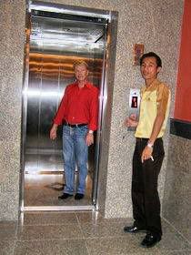 elevator1.jpg