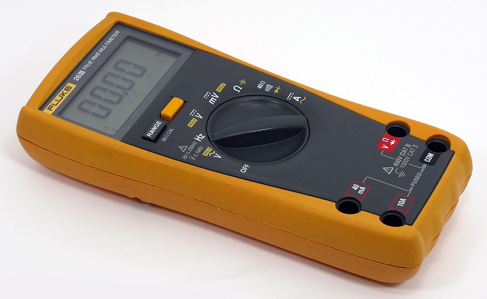 Fluke 26 III True RMS Multimeter with Fluke Test Leads. Excellent