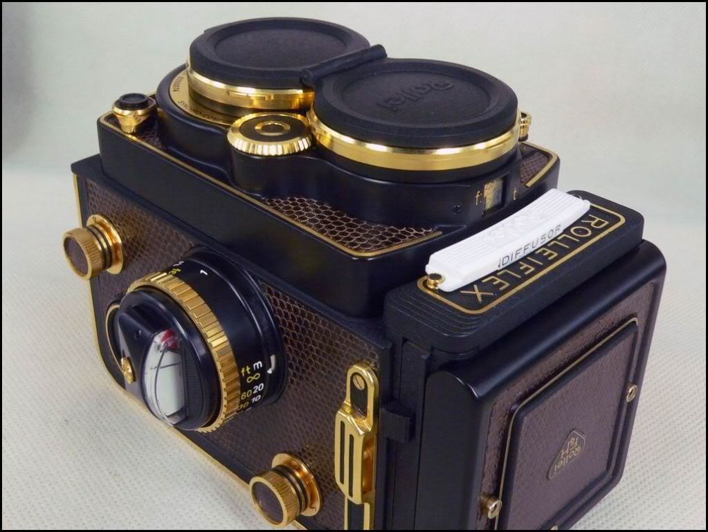 Rollei Rolleiflex 2.8F GOLD AURUM RARE 99% MINT+ IN BOX  